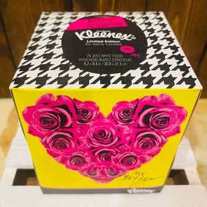 Betsey Johnson Kleenex